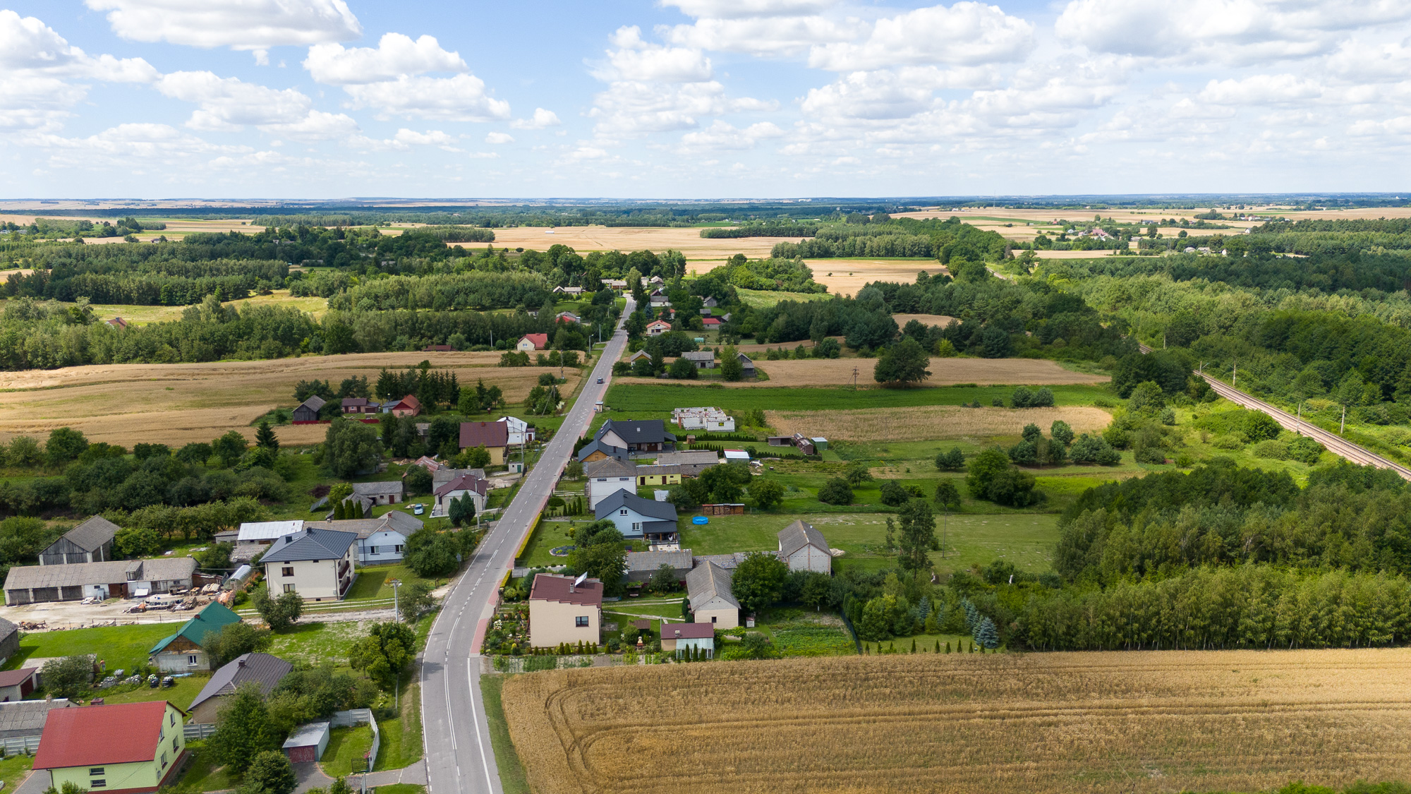 Ujęcie z lotu ptaka - ukazana część miejscowości Gołąb
